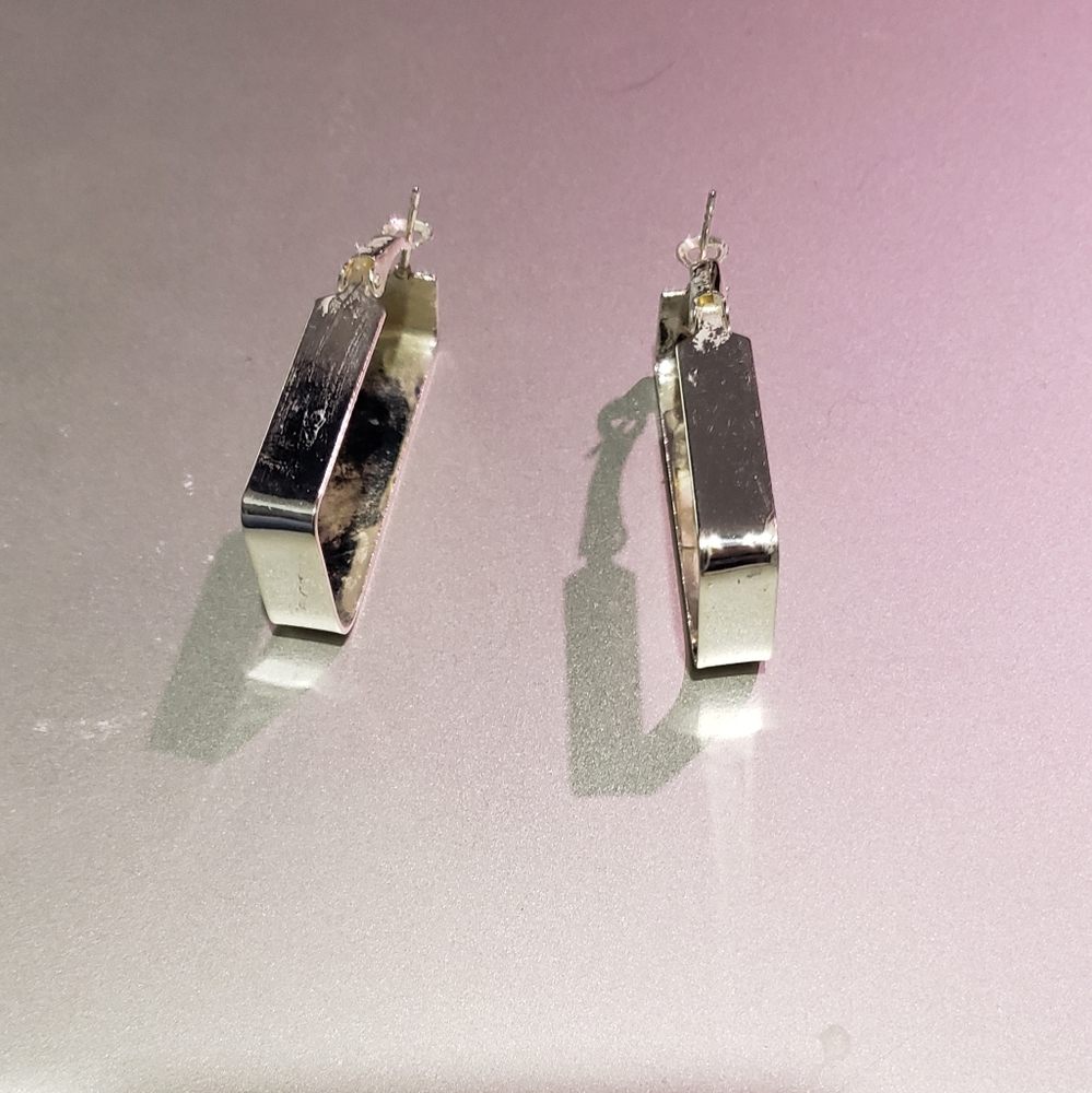 Silvertone Large Rectangle Earrings, 1.5". Euc. - image 3